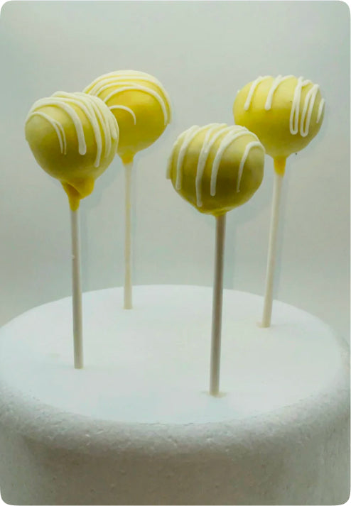 Boozy Cake Pops for Your Sweet Tooth